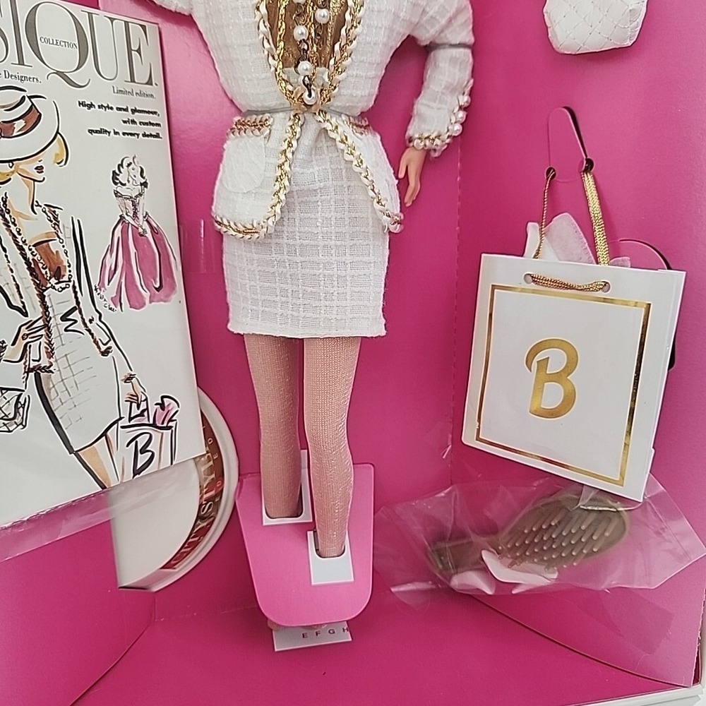 VTG RARE Designer Signed Classique Collection Mattel‎ City Style Fashion Barbie - Picture 5 of 16